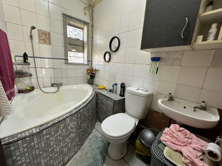 To Let 2 Bedroom Property for Rent in Kensington Eastern Cape
